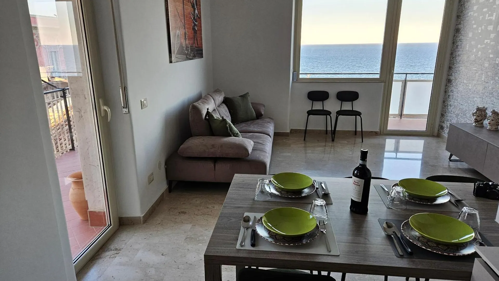 Villa Sea Soul Catania 0*,  Italia